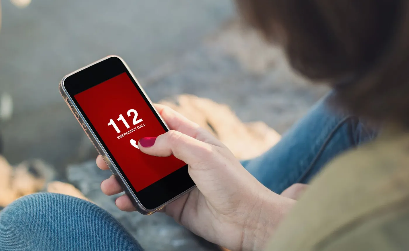 Operator numeru 112 odmówił przyjazdu karetki do ciężarnej uchodźczyni