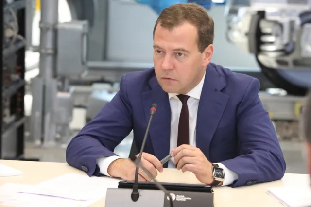 Miedwiediew znowu atakuje Polskę. Mówi o nienawiści i... upadku UE