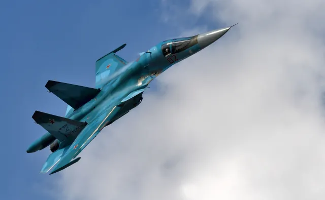 Rosyjski Su-34 rozbił się o blok. Rośnie liczba zabitych i rannych