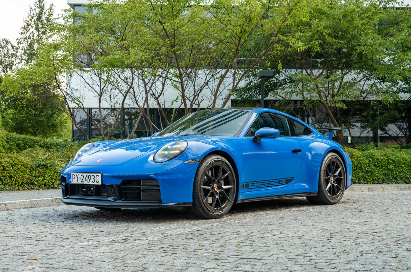Porsche 911 Carrera