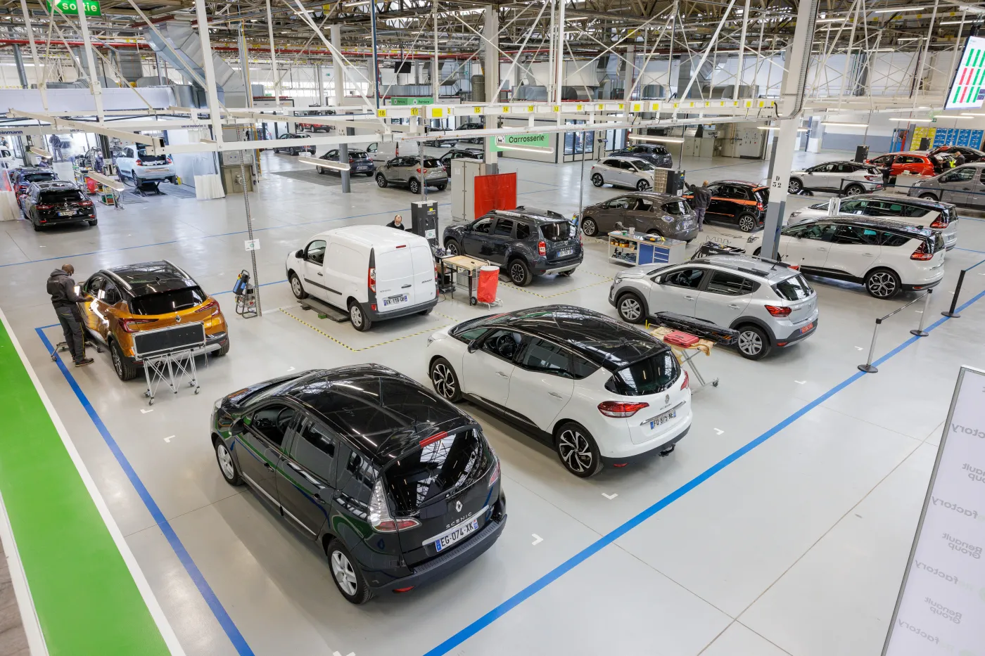 Grupa Renault inwestuje w Polsce. Kiedy ruszy pierwszy zakład?