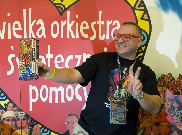 Ile zarabia Jerzy Owsiak? Oto cała prawda o majątku szefa WOŚP