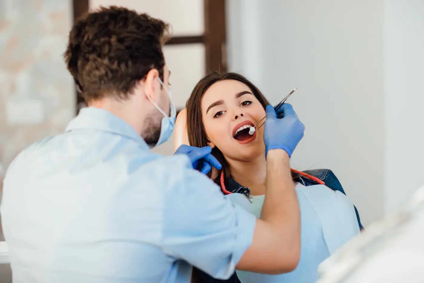 Ceny u dentystów idą na rekord.  Złe wieści dla pacjentów. Jaki cennik?