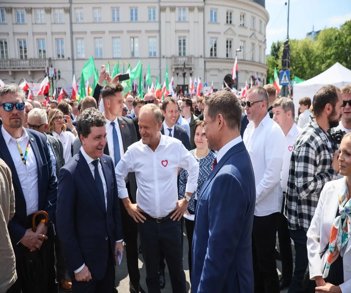 Rafał Trzaskowski, Donald Tusk, Nicusor Dan