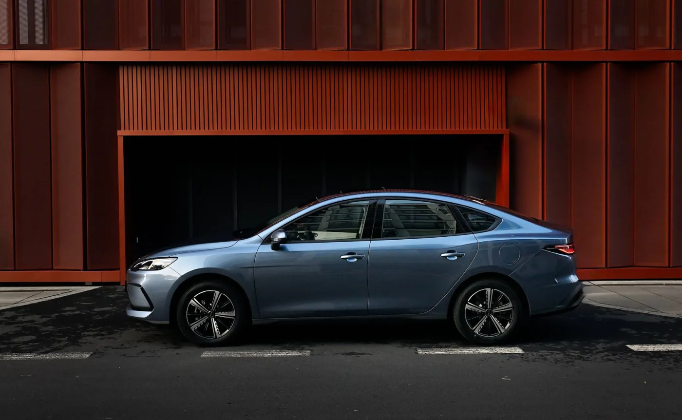 Nowy BYD Seal 5 już w Polsce. Ceny hitem. Spala 4,9 l na 100 km