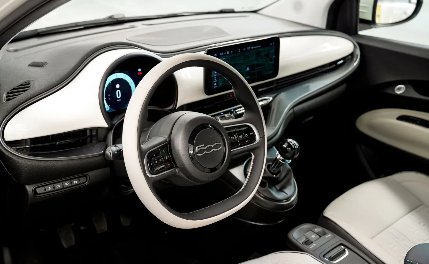 Nowy Fiat 500 Hybrid