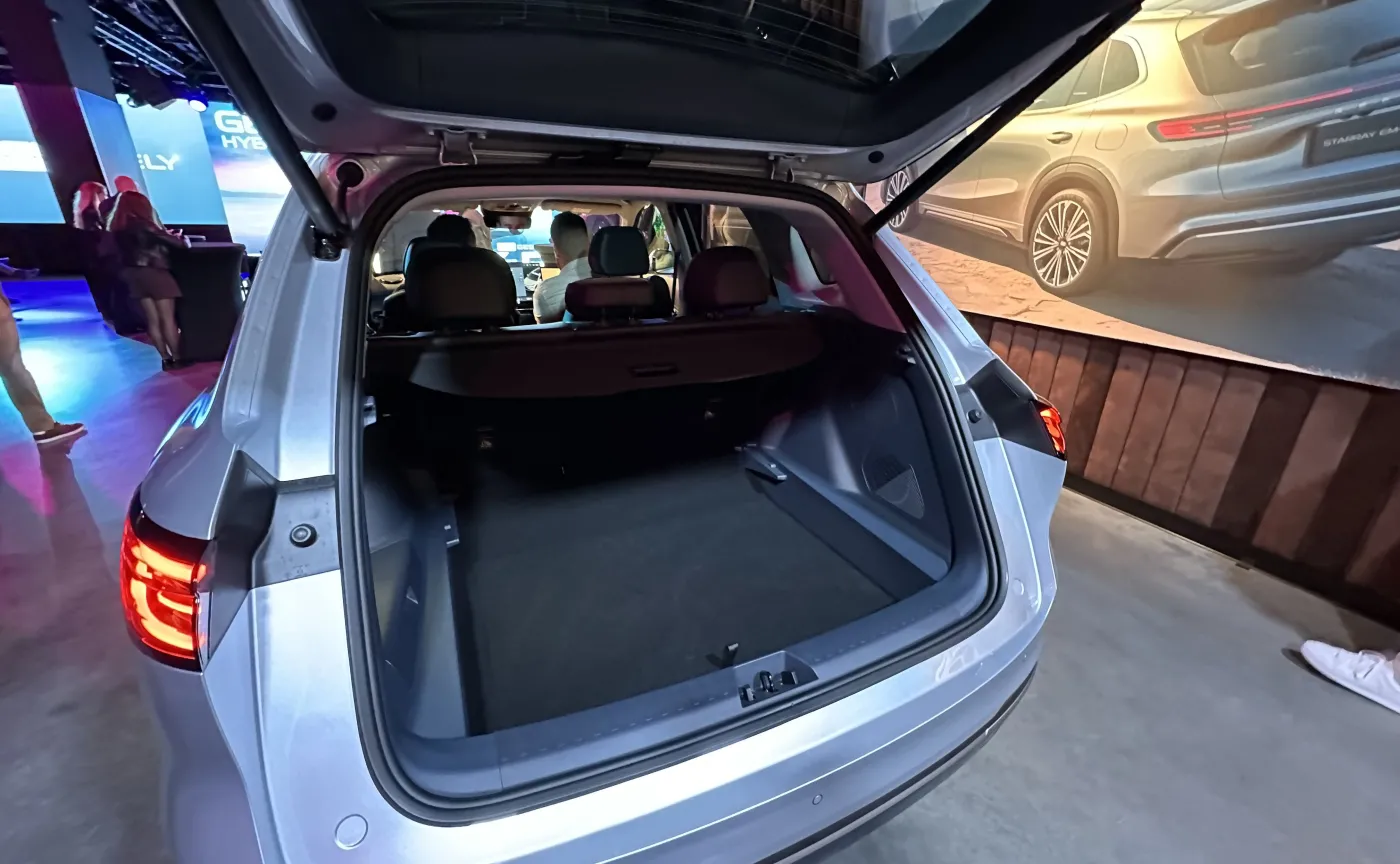 Geely Starray EM-i