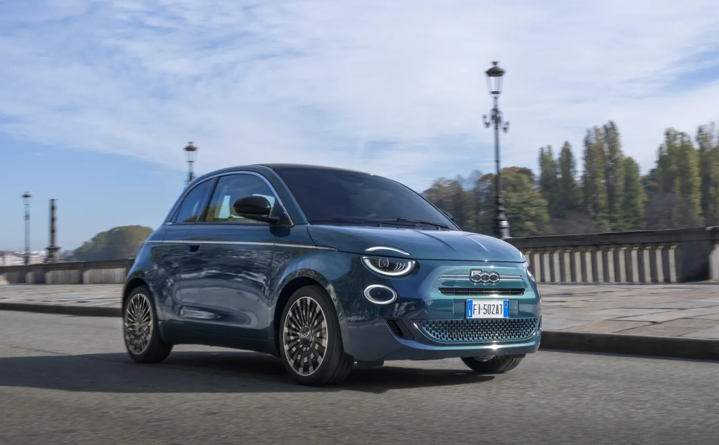 Nowy Fiat 500 Hybrid