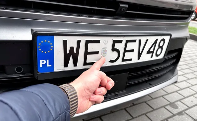Ta opłata to obowiązek do 25 lipca. Przed ukaraniem robią zdjęcia samochodów