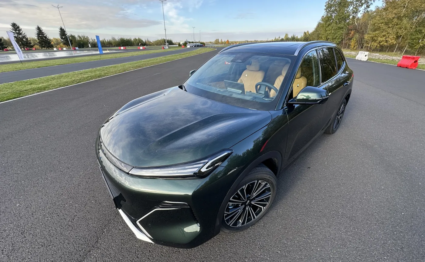 Geely Starray EM-i