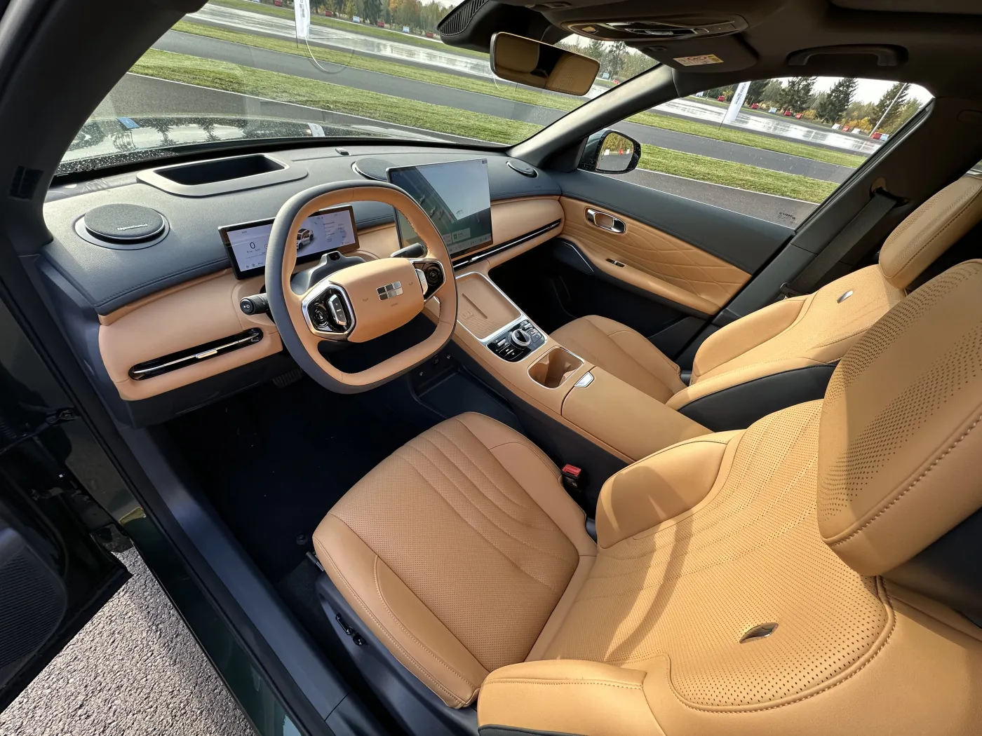 Geely Starray EM-i
