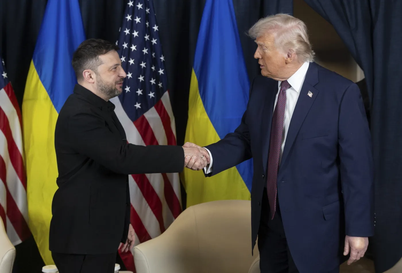 "Jeśli zajmie Litwę lub uderzy w Polskę". Cierpkie słowa Zełenskiego w Davos