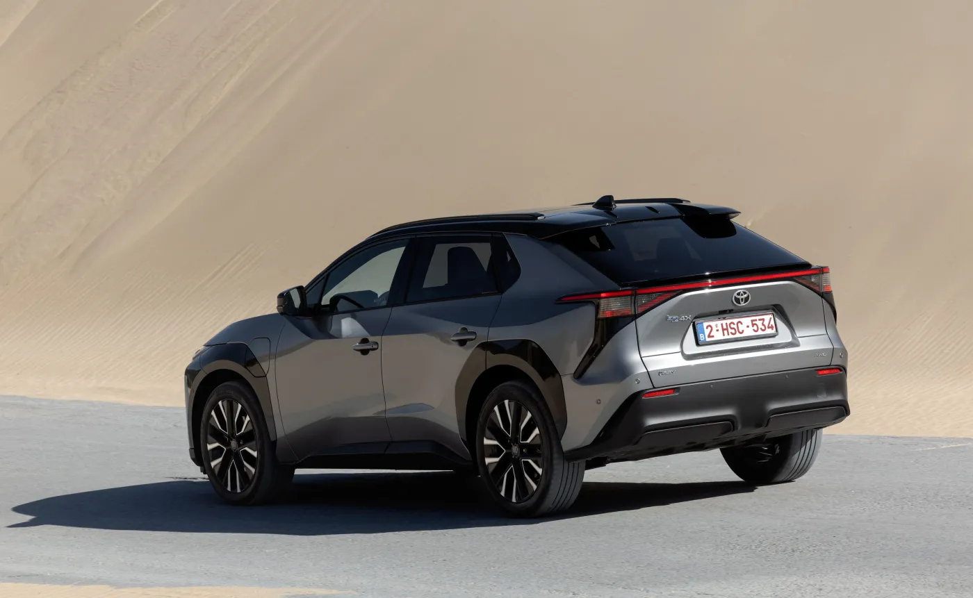 Nowa Toyota bZ4X AWD