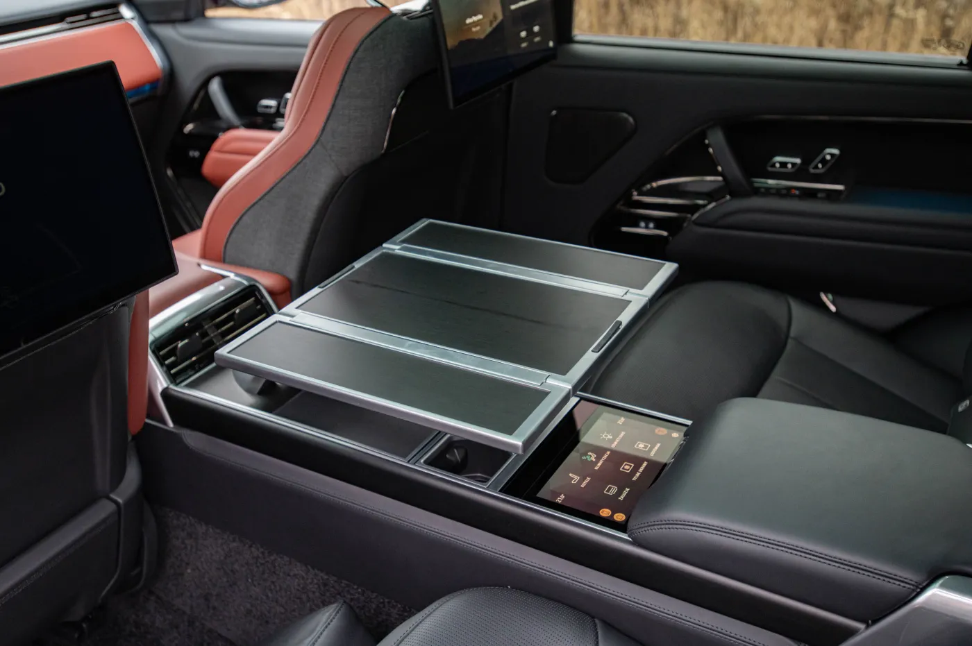Range Rover SV LWB