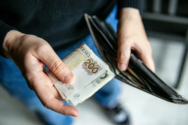 Dodatkowe pieniądze dla części nauczycieli? Jest wniosek do MEN
