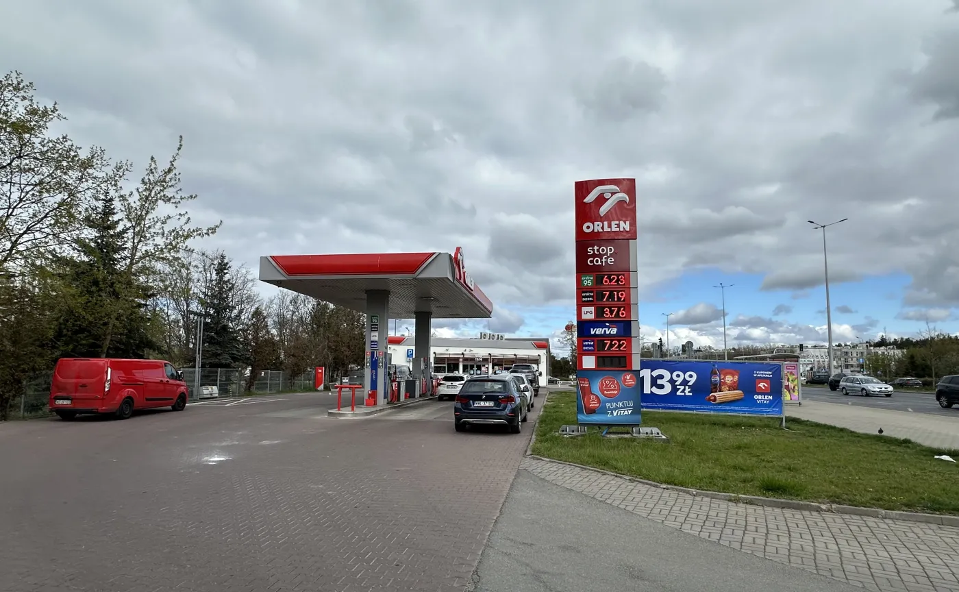 Stacja paliw Orlen