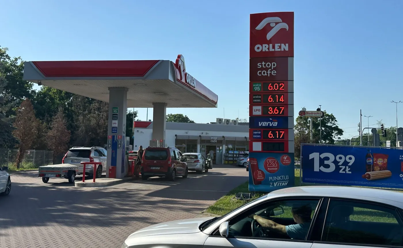 Stacja paliw Orlen