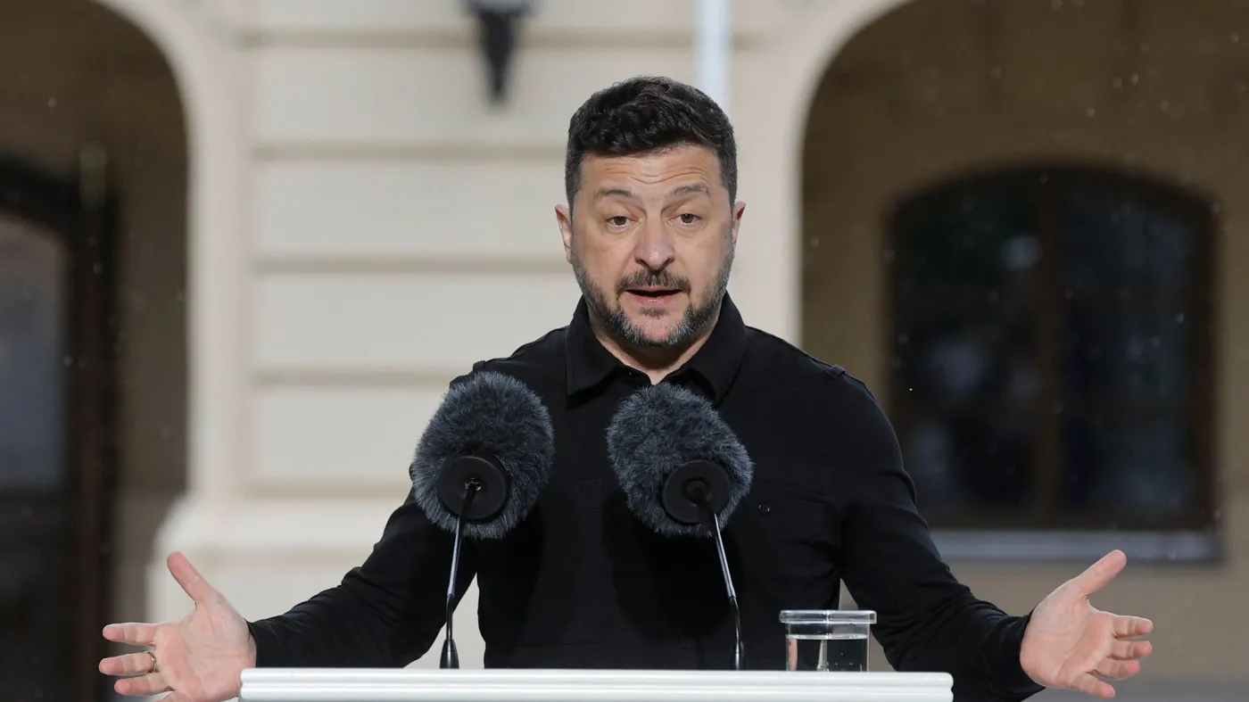 Polacy wypowiedzieli się o geście Zełenskiego. Prezydent Ukrainy obraził Polskę?