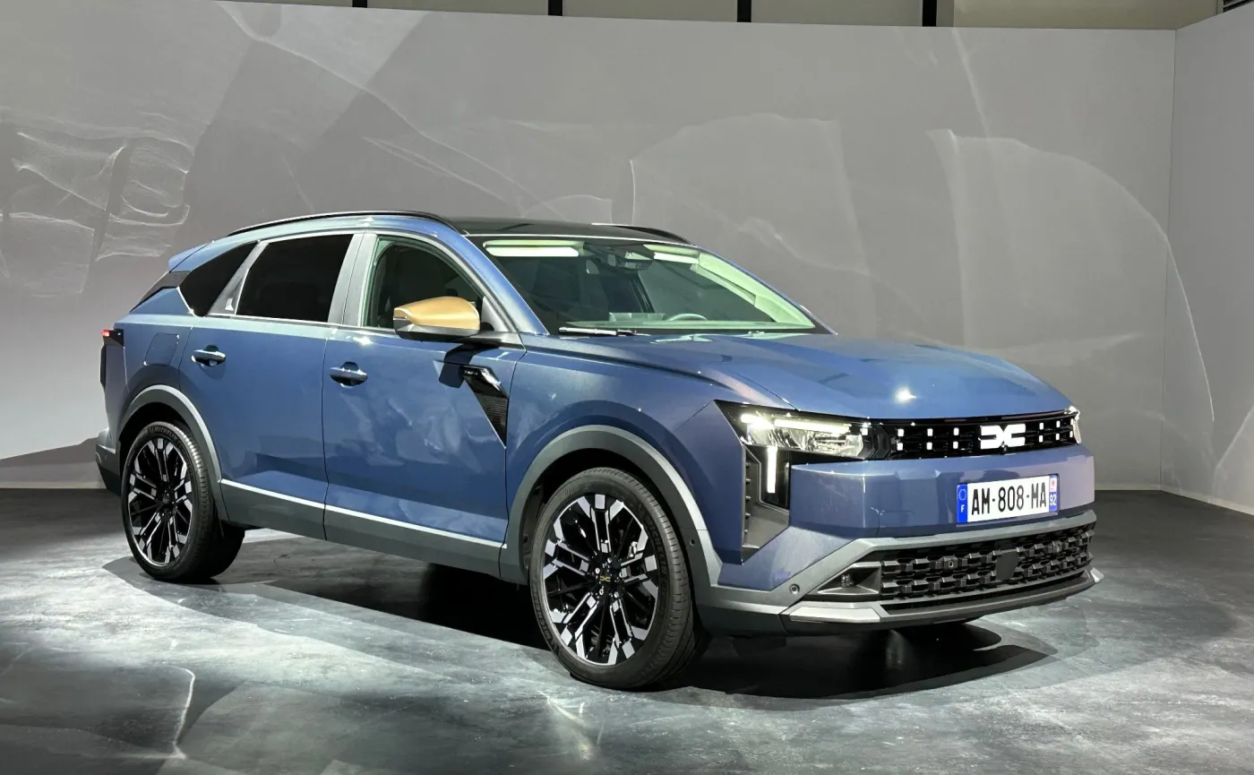 Nowa Dacia Striker