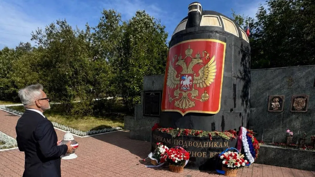 Wyjątkowy gest polskiego ambasadora w Rosji. Uczcił pamięć załogi "Kurska"