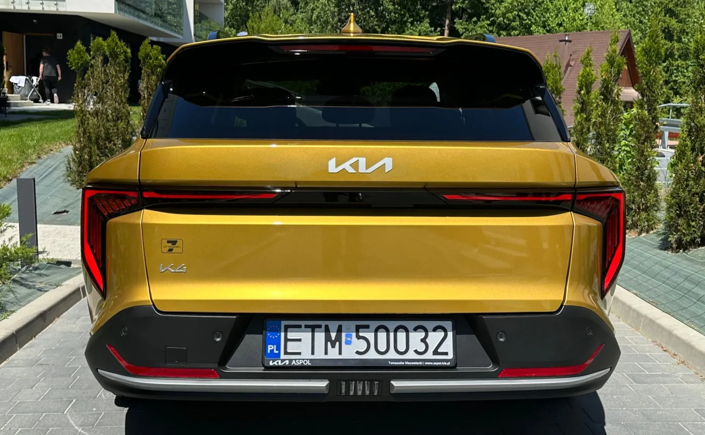 Nowa Kia K4 kombi
