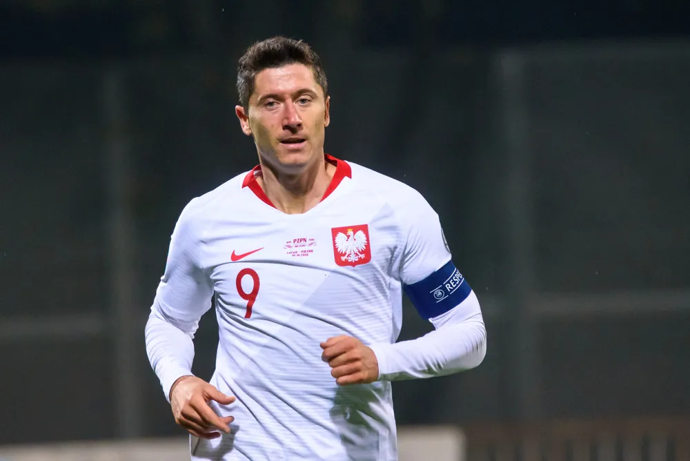 Robert Lewandowski: Czy w poprawieniu rekordu Gerda Muellera przeszkodzi mecz reprezentacji?