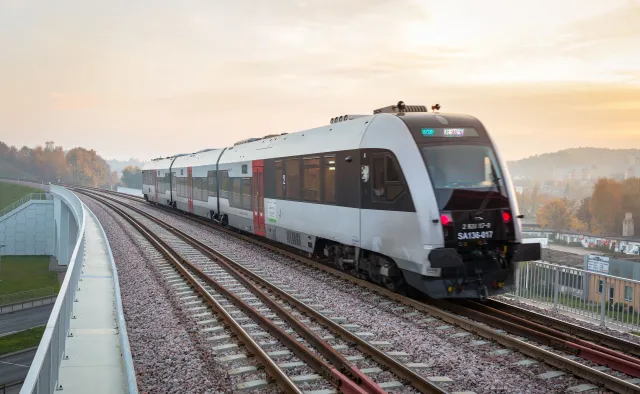 Pesa chce produkować lokomotywy i pociągi na paliwo przyszłości. Wspólnie z Orlenem