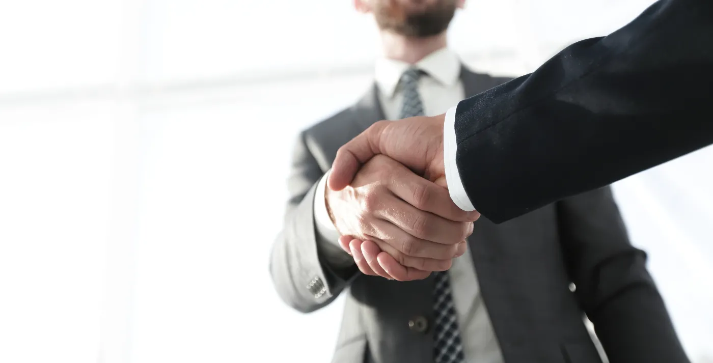biznes - własna firma - shutterstock
