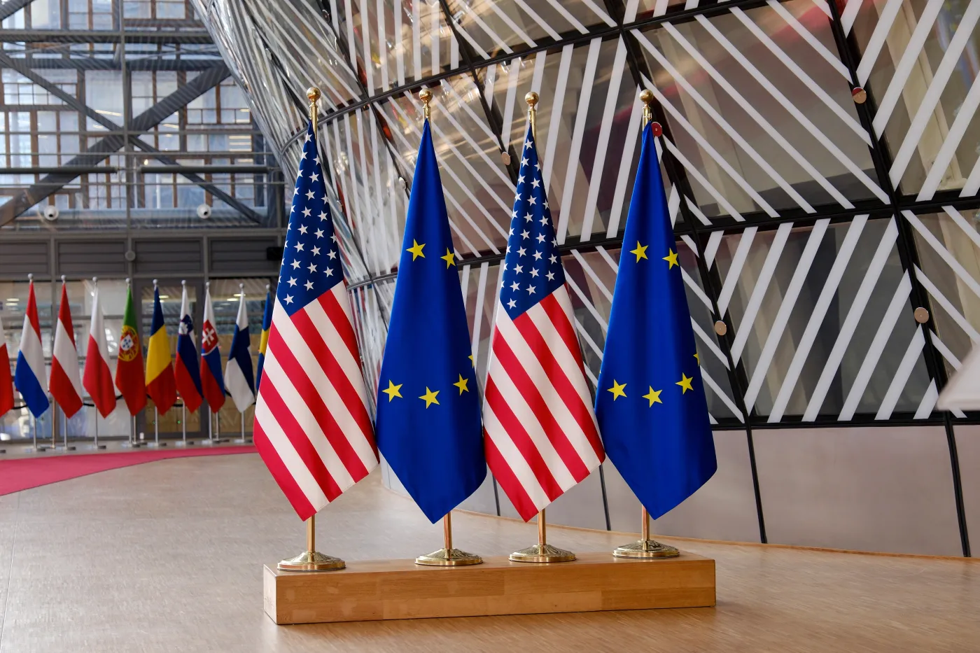 Trzy przyczyny, dla których PKB USA rośnie szybciej niż PKB Unii
