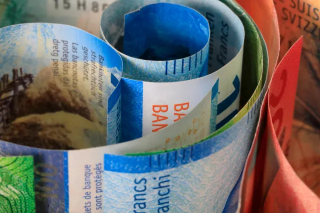 Frankowicze w sądach. Liczba pozwów dot. kredytów w CHF rośnie o kilka tysięcy miesięcznie