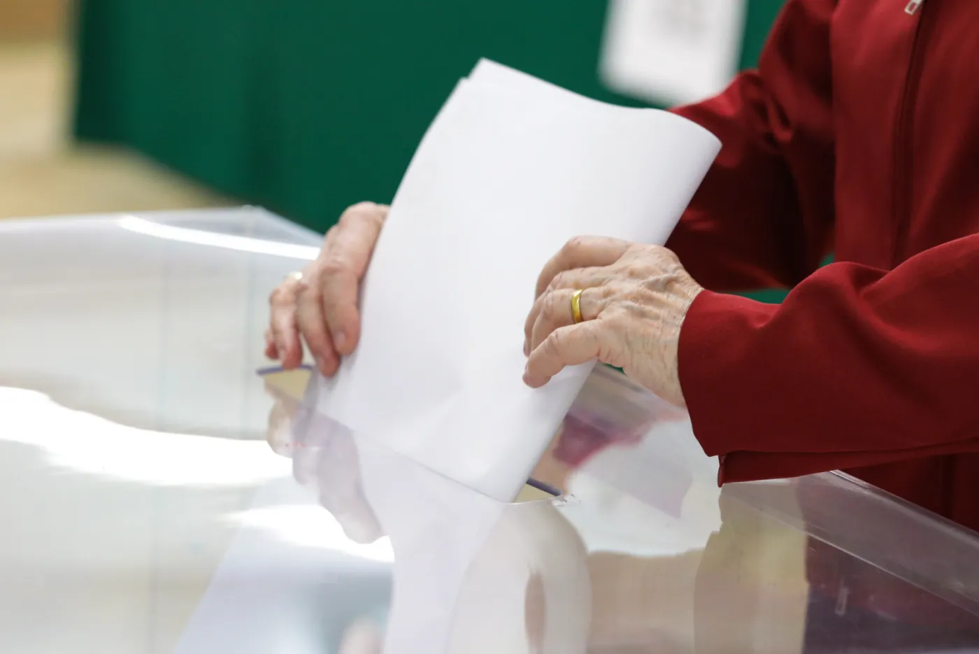 Na kogo  głosowali młodsi, a na kogo starsi wyborcy? [WYNIKI EXIT POLL]