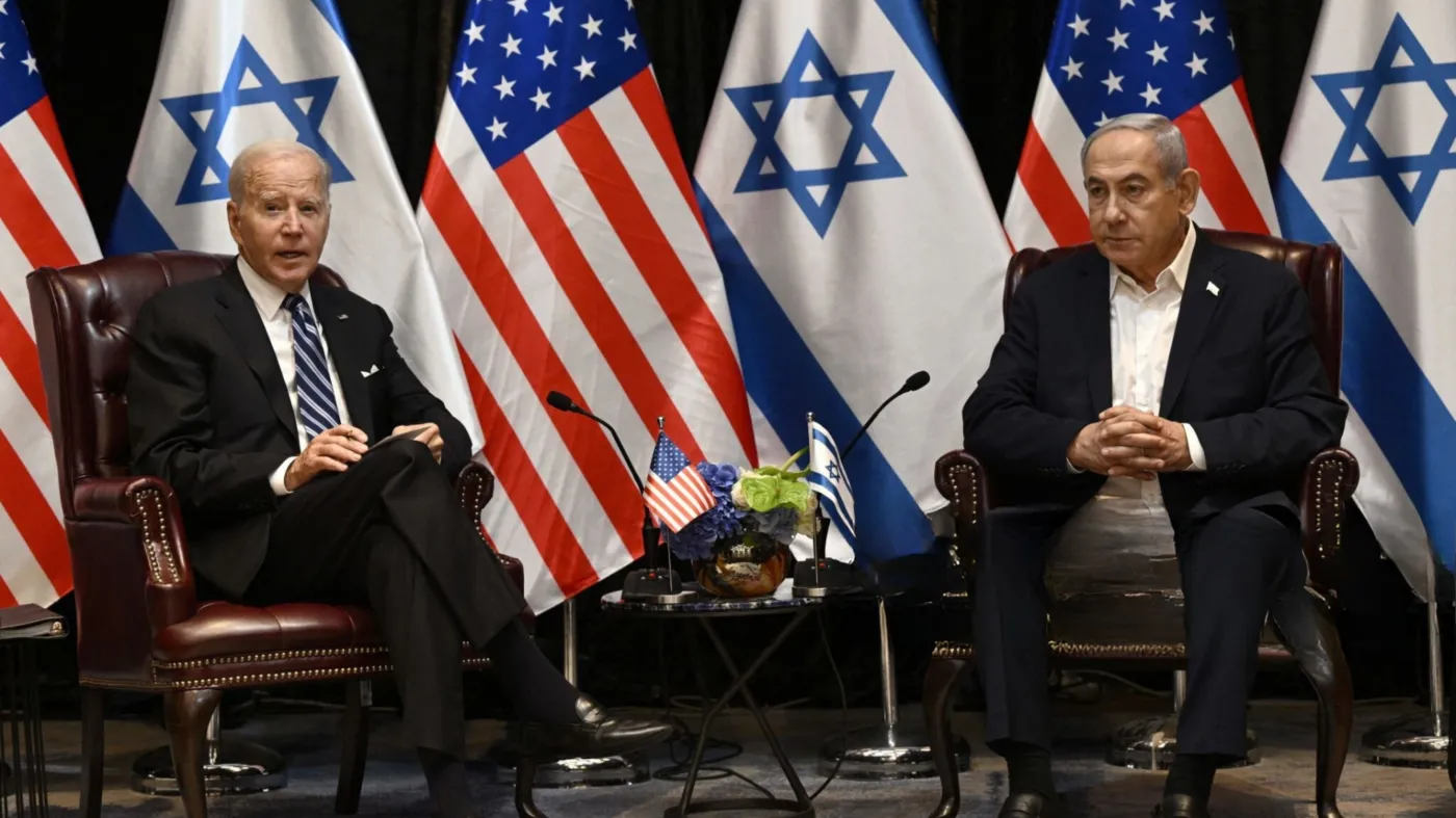 Premier Benjamin Netanjahu brnie w konflikt z USA, choć wie, że Izrael nie poradzi sobie bez ich pomocy