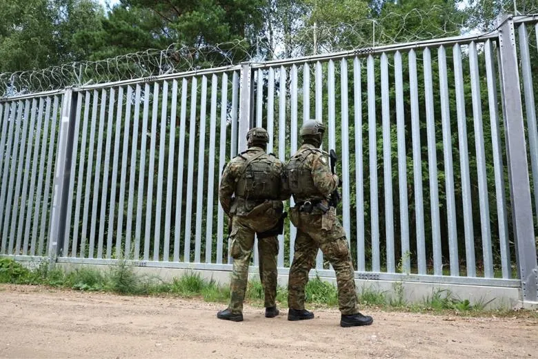 Oburzający atak na Polskę. Żądają zabrania pieniędzy na wschodnią granicę