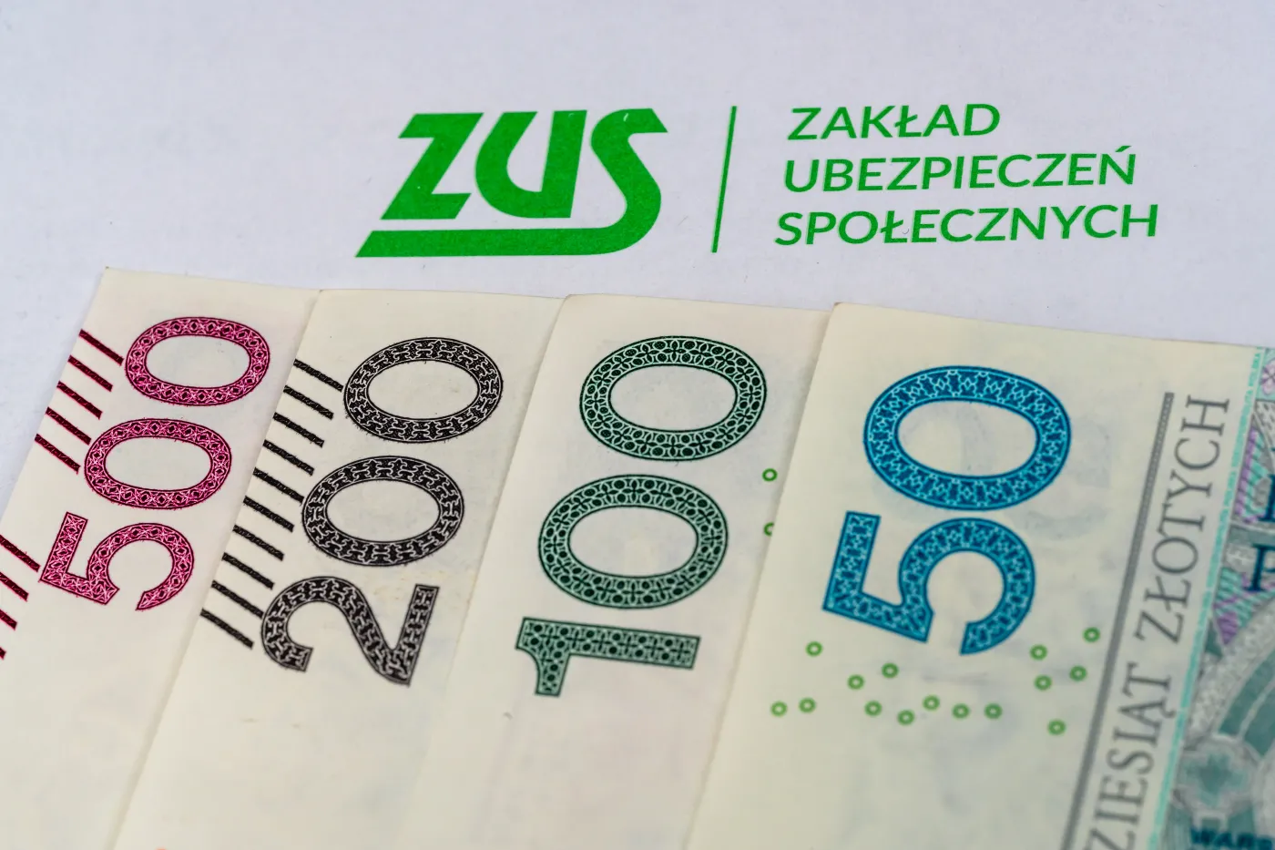 Masz problemy ze zdrowiem i pracujesz? ZUS może sfinansować ci rehabilitację