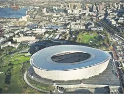 Stadion Green Point w Kapsztadzie, czyli trochę Euro 2012 na mundialu w RPA. Obiekt jest bliźniaczo podobny do powstającego w Warszawie Stadionu Narodowego