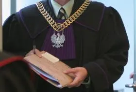 Pracownica banku ukradła 5 mln zł, teraz posiedzi w zwięzieniu