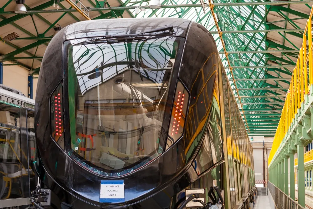 Ze Śląska do Arabii Saudyjskiej. Premiera pociągów metra dla Rijadu [ZDJĘCIA]