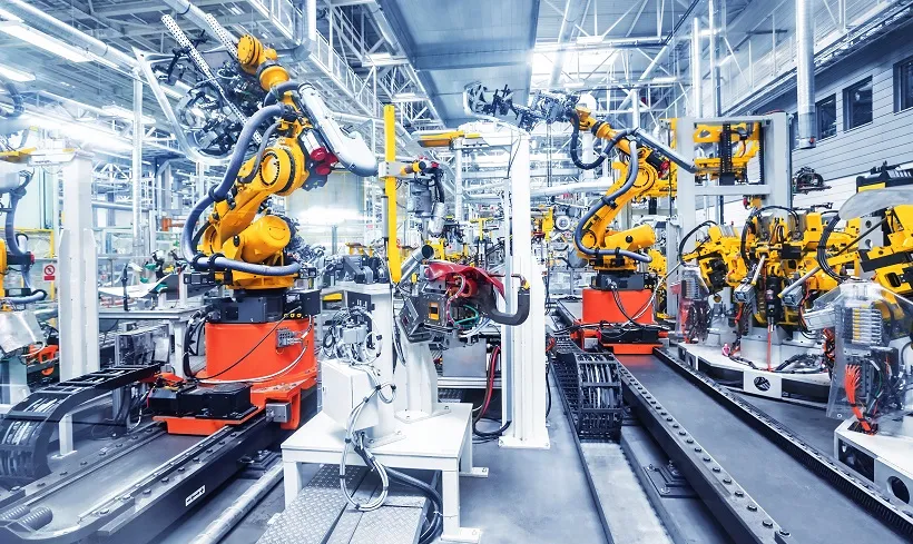 Uniwersalne roboty przemysłowe – niezastąpione w produkcji