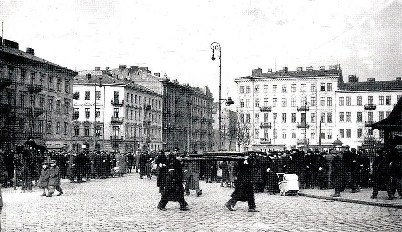 Zagładę przeżyłem na aryjskim akcie zgonu [WYWIAD]