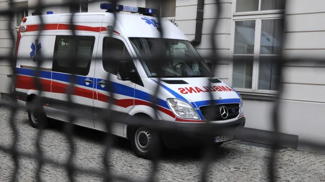 Protest ratowników medycznych w Warszawie. Część z nich nie przyszła do pracy