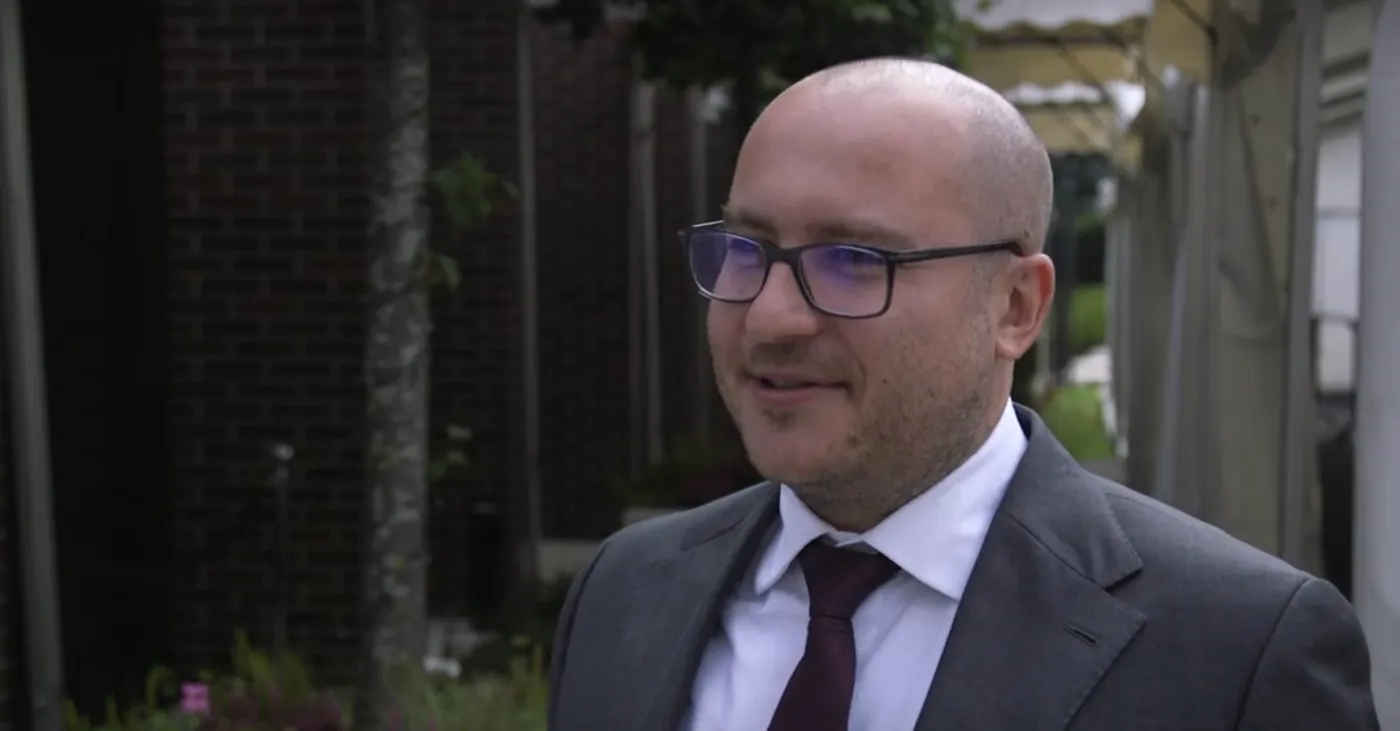 Osiedla ze świetlicą lub pubem? Ekspert: Czas na miejsce, gdzie sąsiedzi spędzą razem czas