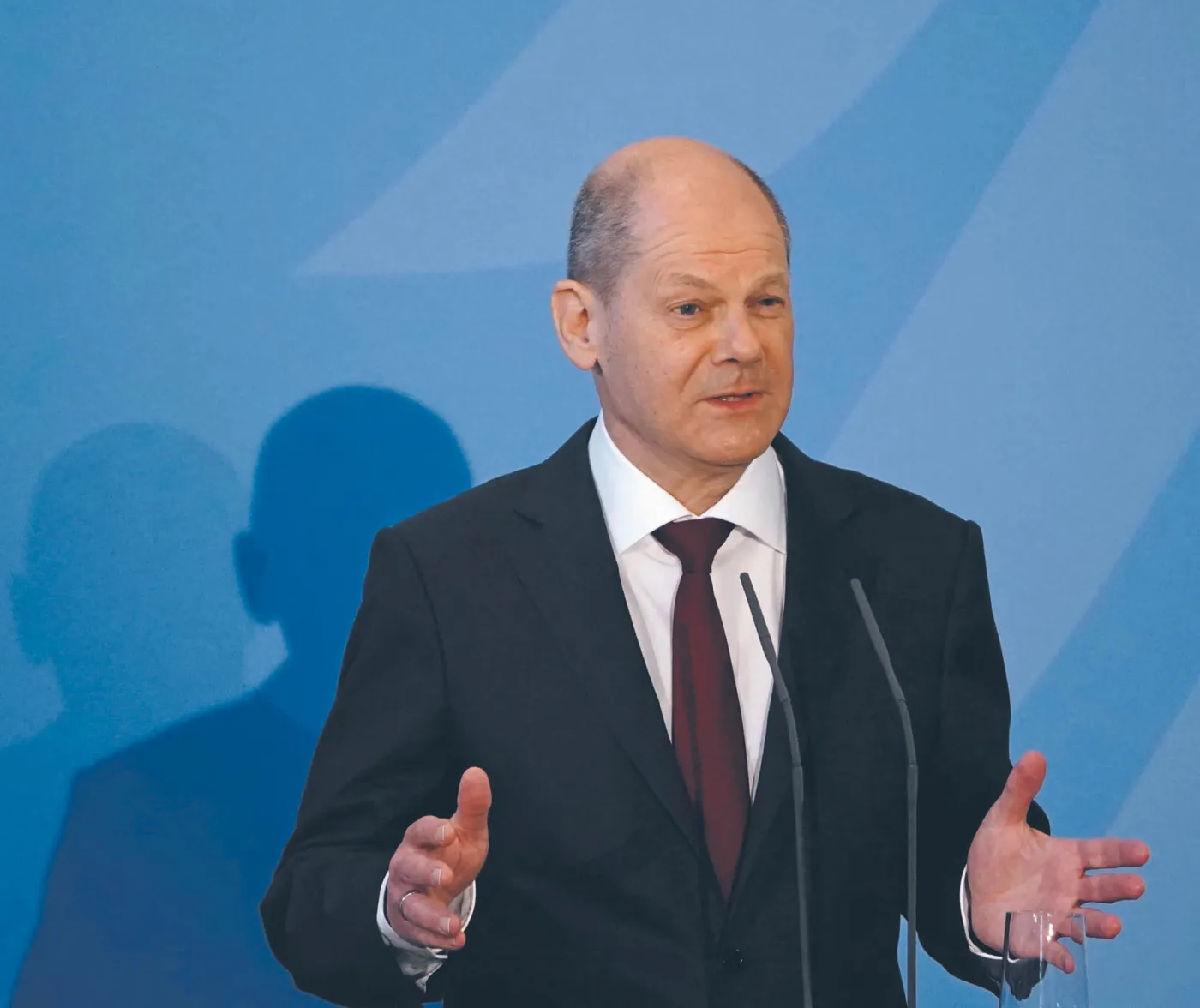 Niemcy zdecydowały o zwiększeniu pomocy wojskowej dla Ukrainy. Co z dostawami broni ciężkiej?