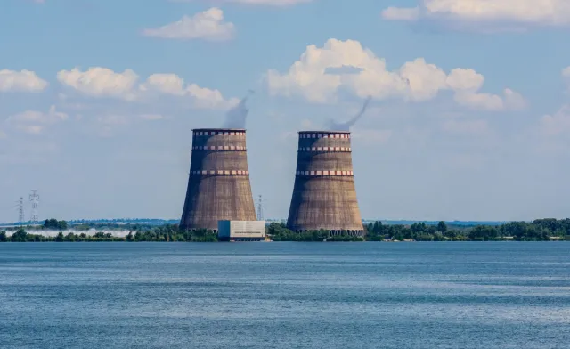 Rosjanie ostrzelali Zaporoską Elektrownię Atomową. Enerhoatom: Istnieje ryzyko radiacyjne