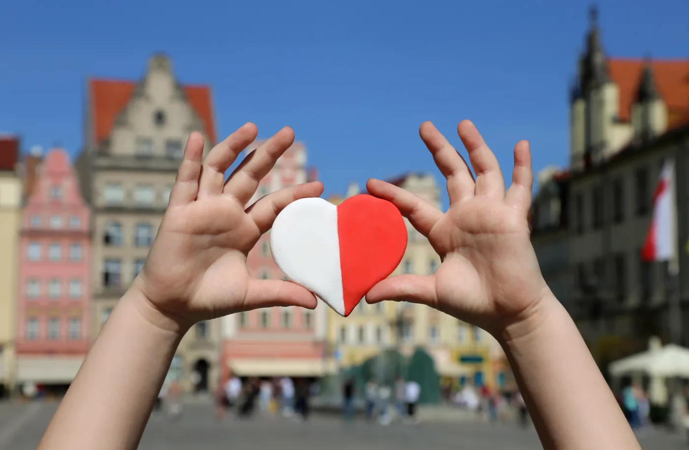 Obywatelstwo polskie - jak je uzyskać, co z dziećmi. Potrzebne informacje na temat procedury [GALERIA]