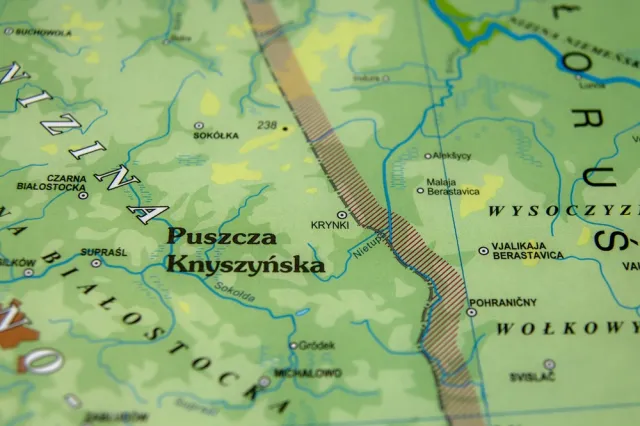 SG: Kolejne prowokacje służb białoruskich. Funkcjonariusze rzucali petardami hukowymi