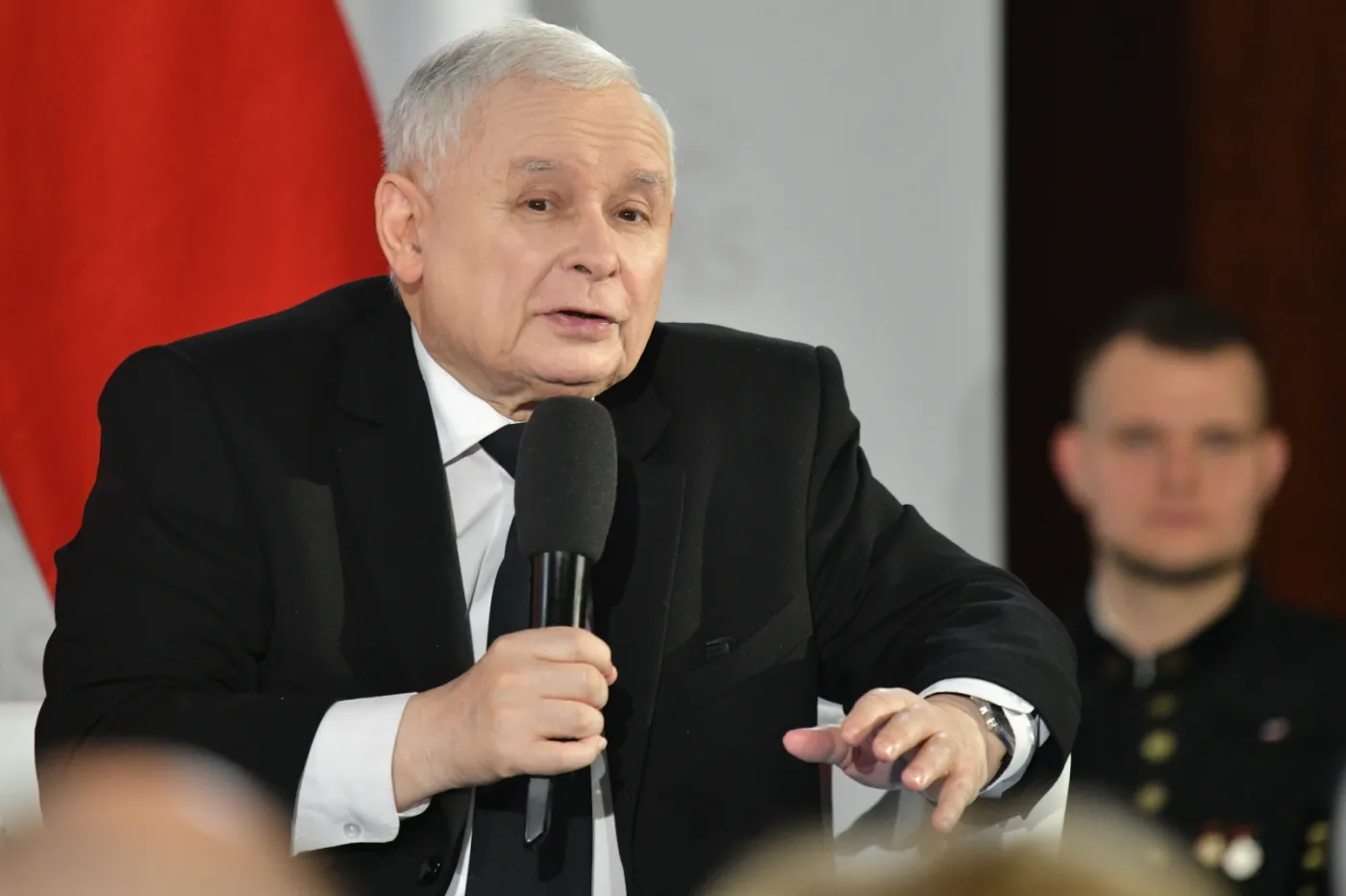 Kaczyński: Walczymy z inflacją, nie uderzając w społeczeństwo