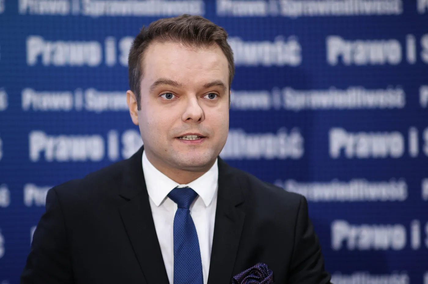 "Nauczyciele powinni być spokojni". Rzecznik PiS komentuje słowa Czarnka