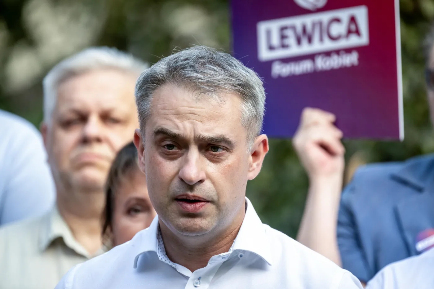 Waloryzacja emerytur dwa razy w roku czy 14. emerytura? Lewica komentuje