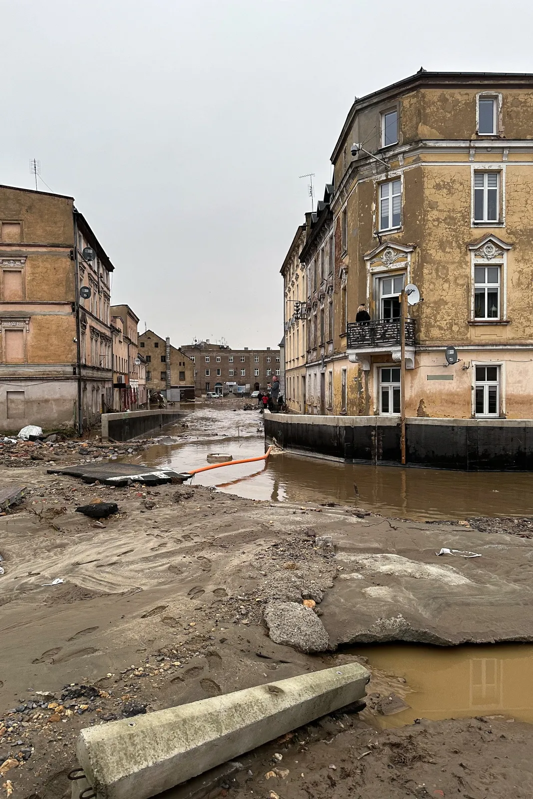 Zalane ulice w Głuchołazach