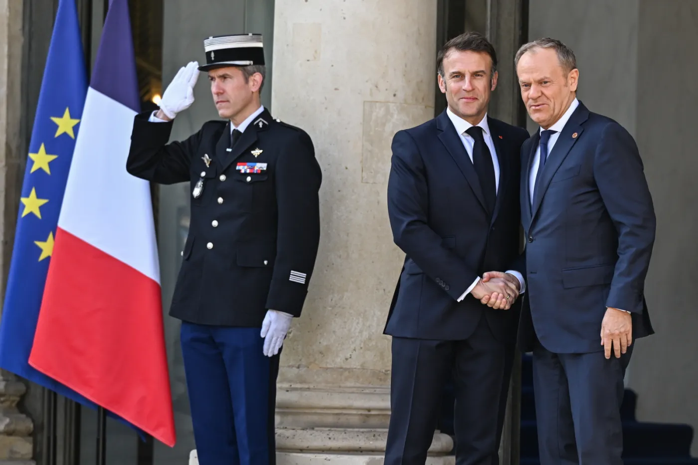 Tusk po szczycie w Paryżu: Państwa zgodne co do rosyjskiej agresji i wsparcia Ukrainy